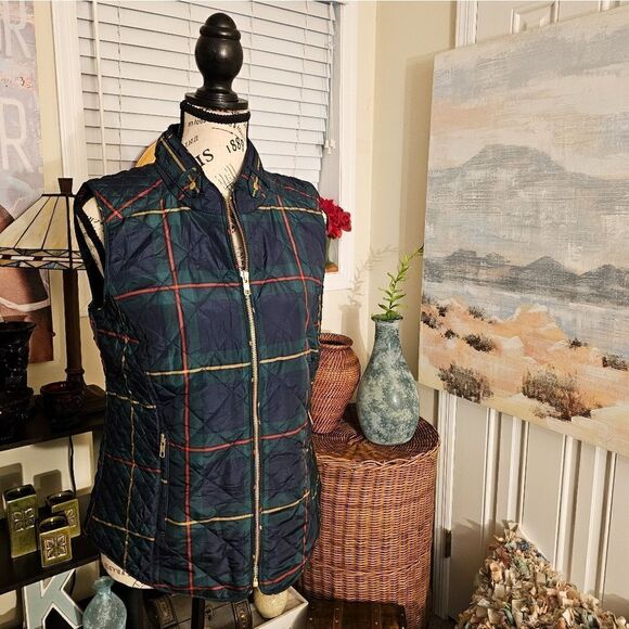 Vintage Crown & Ivy Quilted Plaid Green & Blue Sleeveless Vest. - Picture 1 of 13